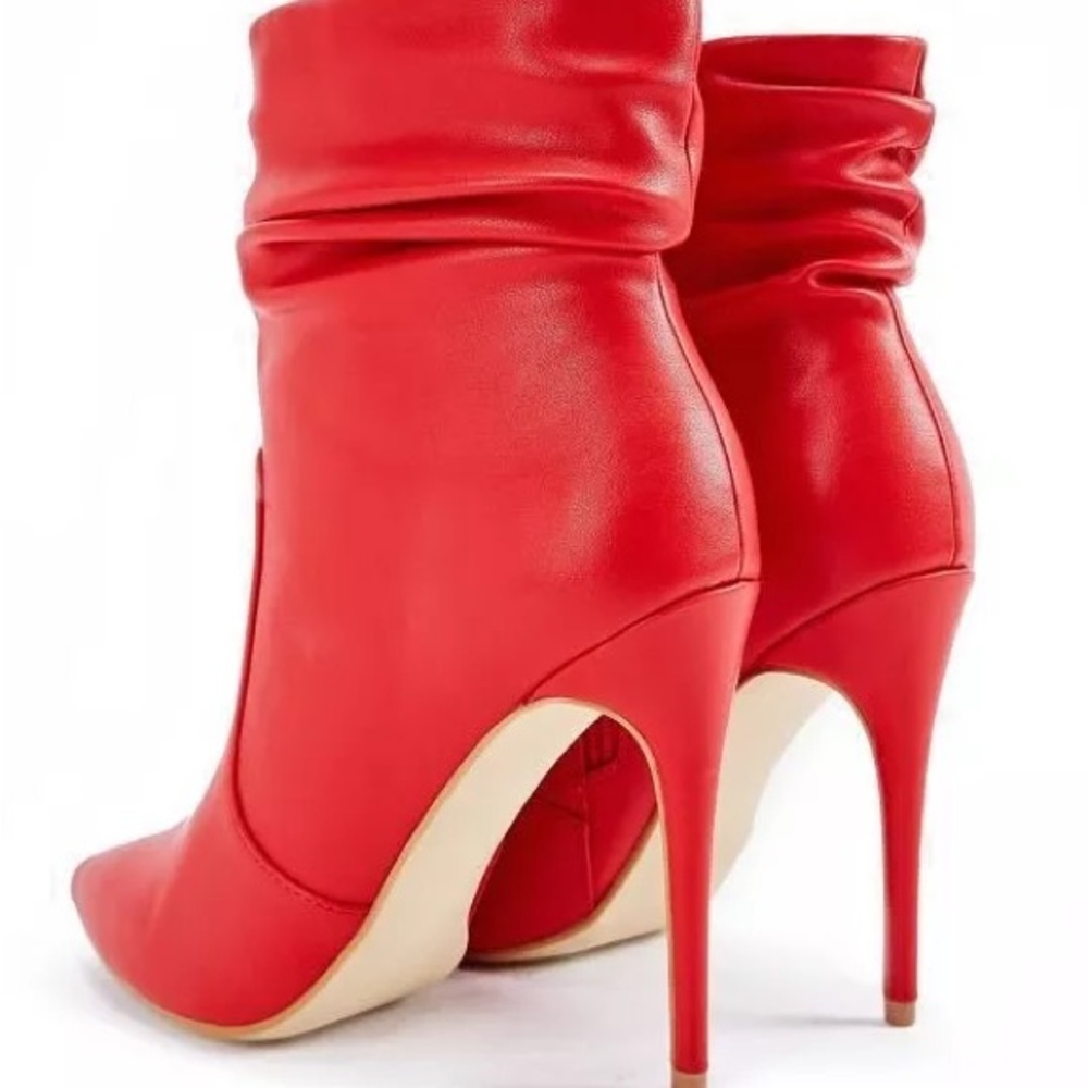 Zelda by JUSTFAB (SHOEDAZZLE), Red faux leather 4.25" slouch ankle boots, SZ 8
